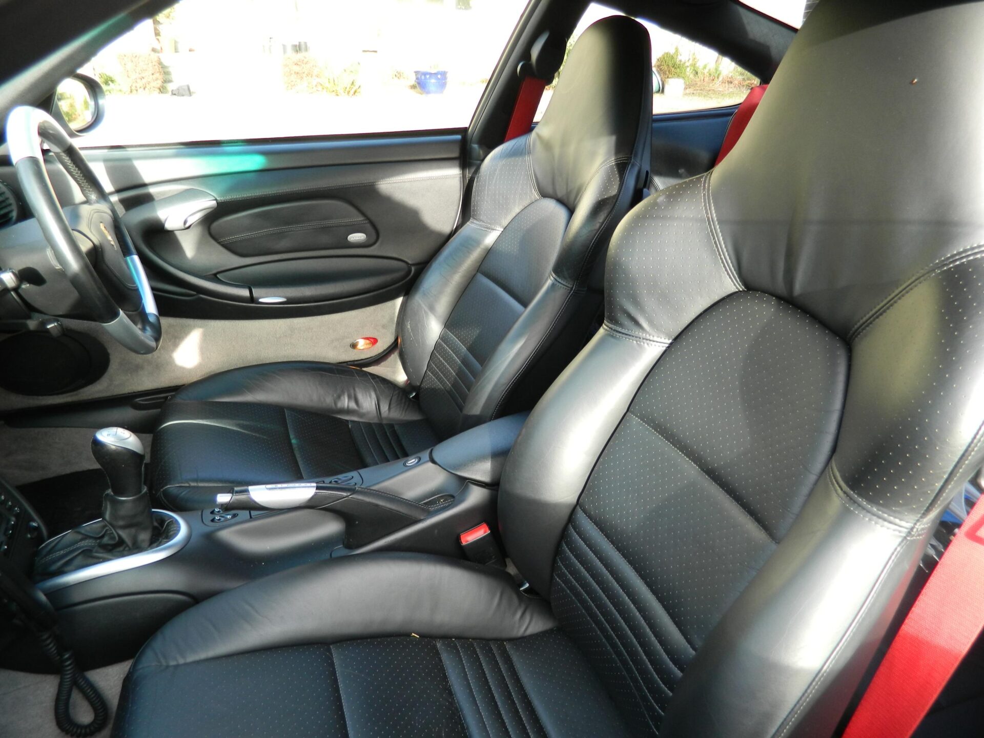 P12