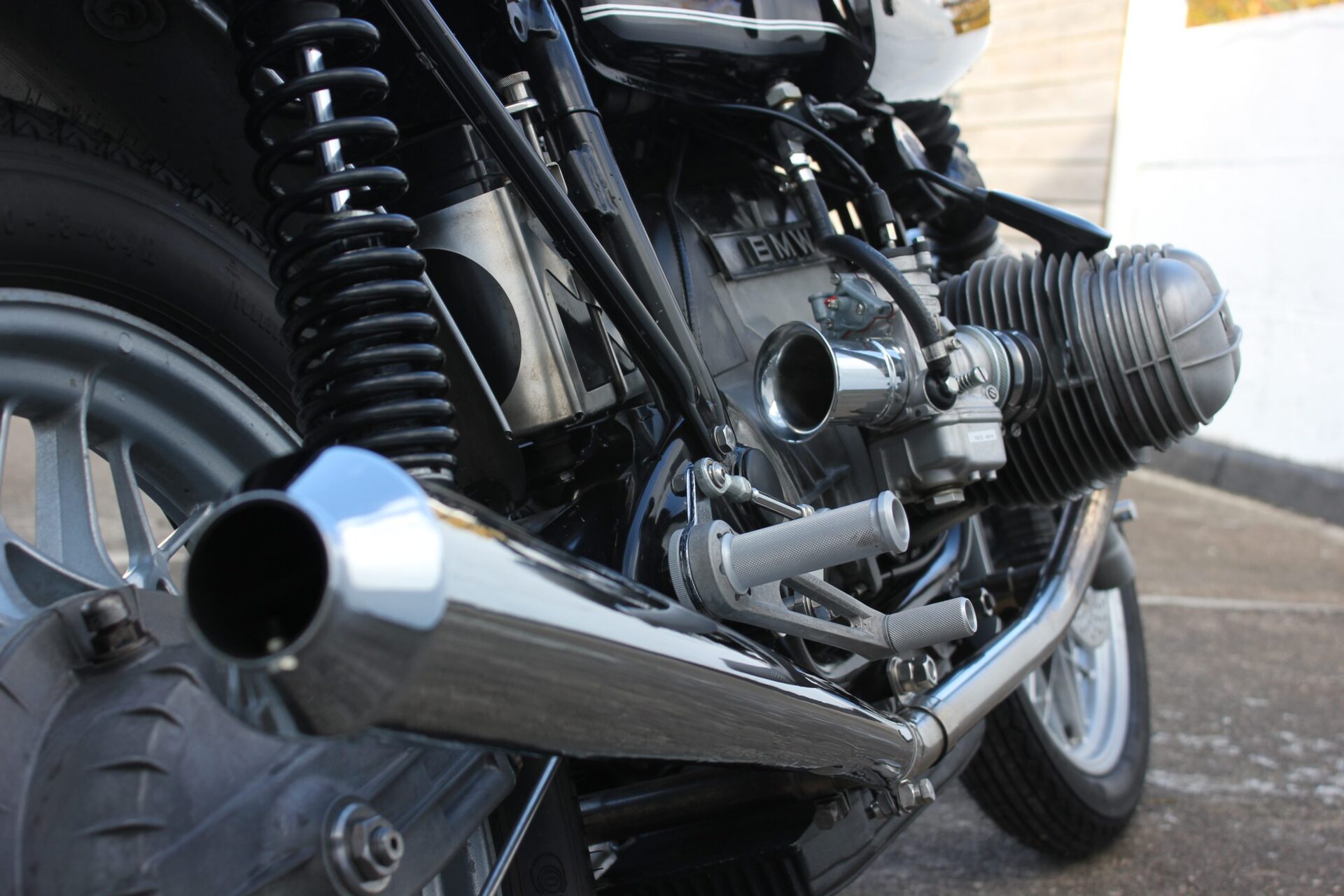 BMW Cafe Racer - 1970's Retro