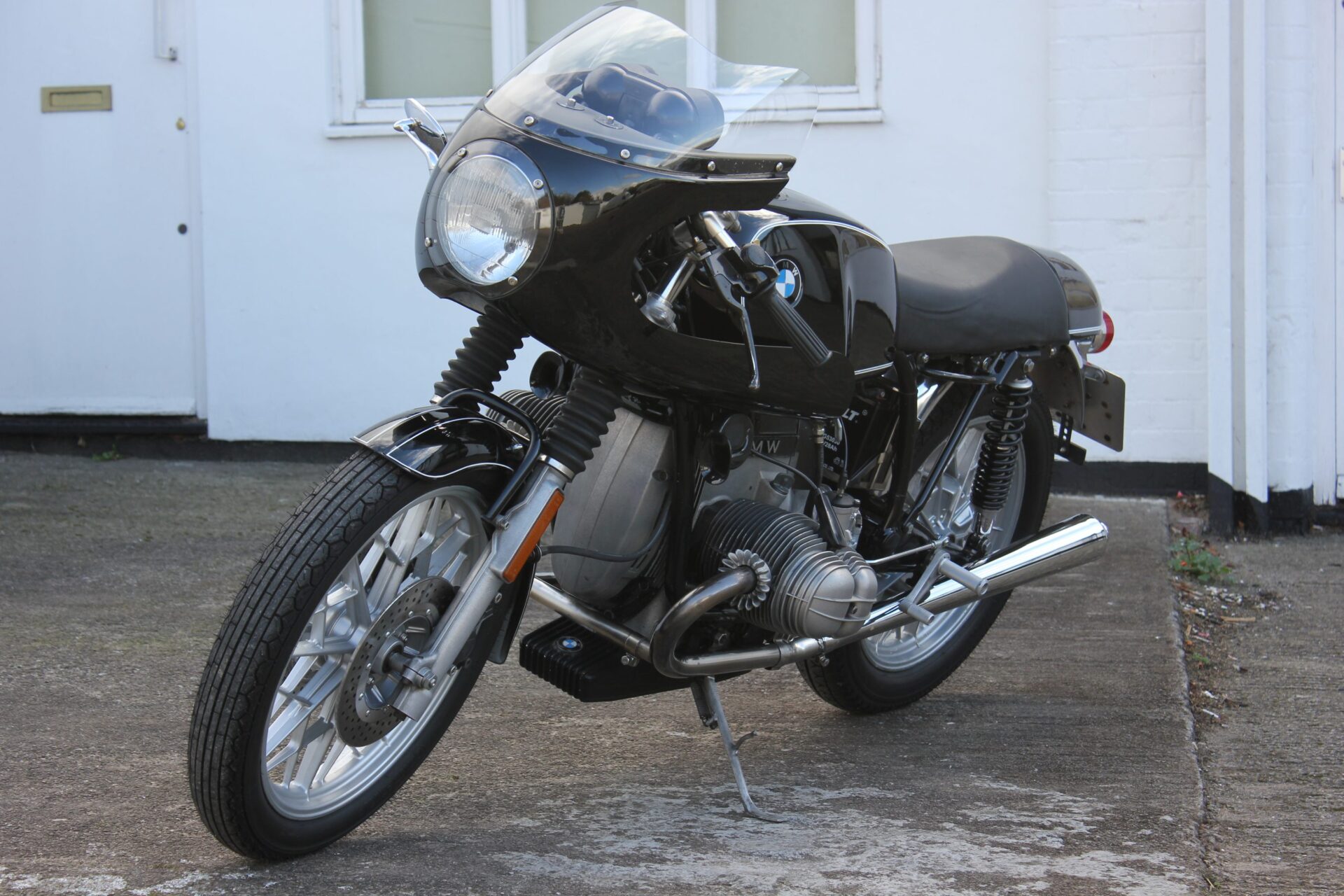 BMW Cafe Racer - 1970's Retro