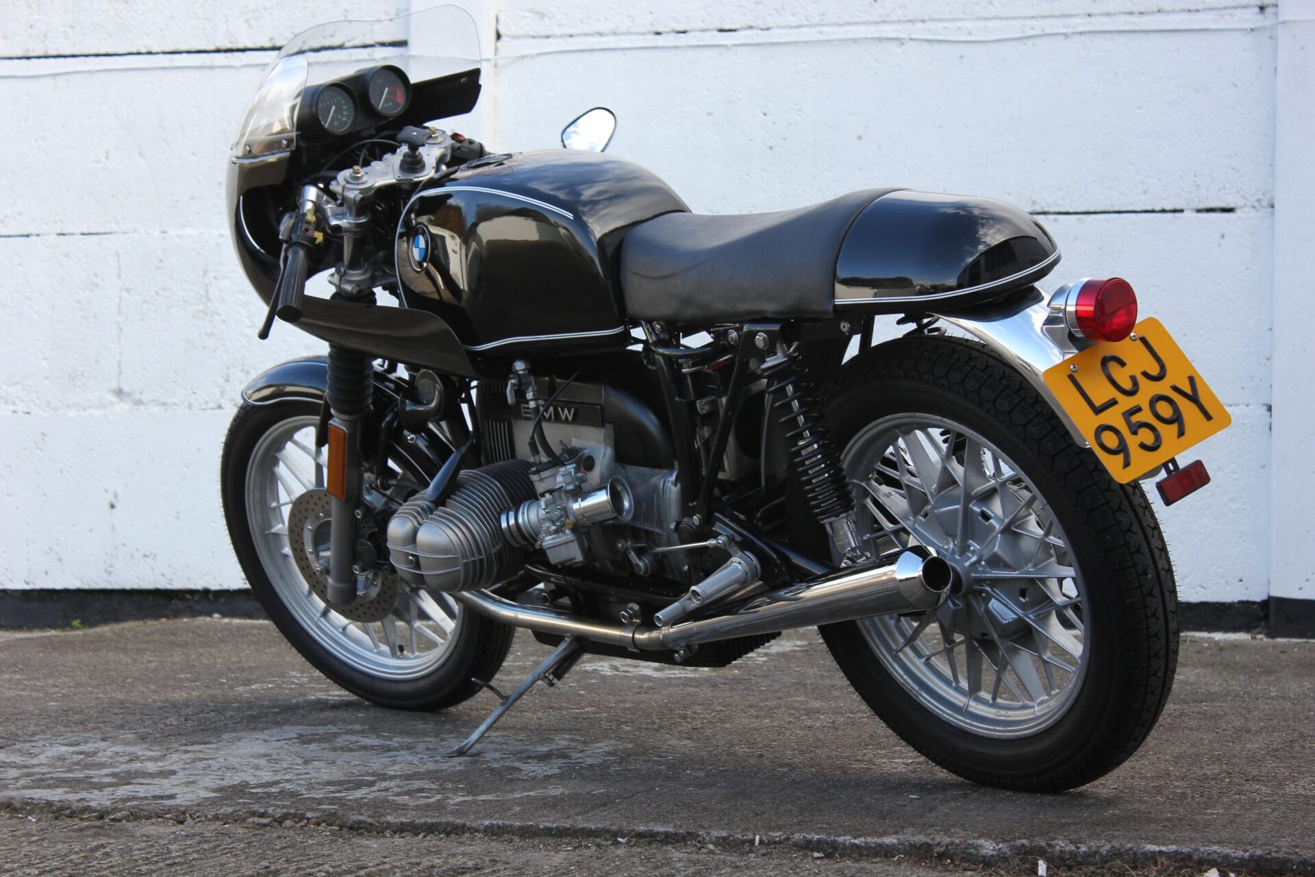 BMW Cafe Racer - 1970's Retro
