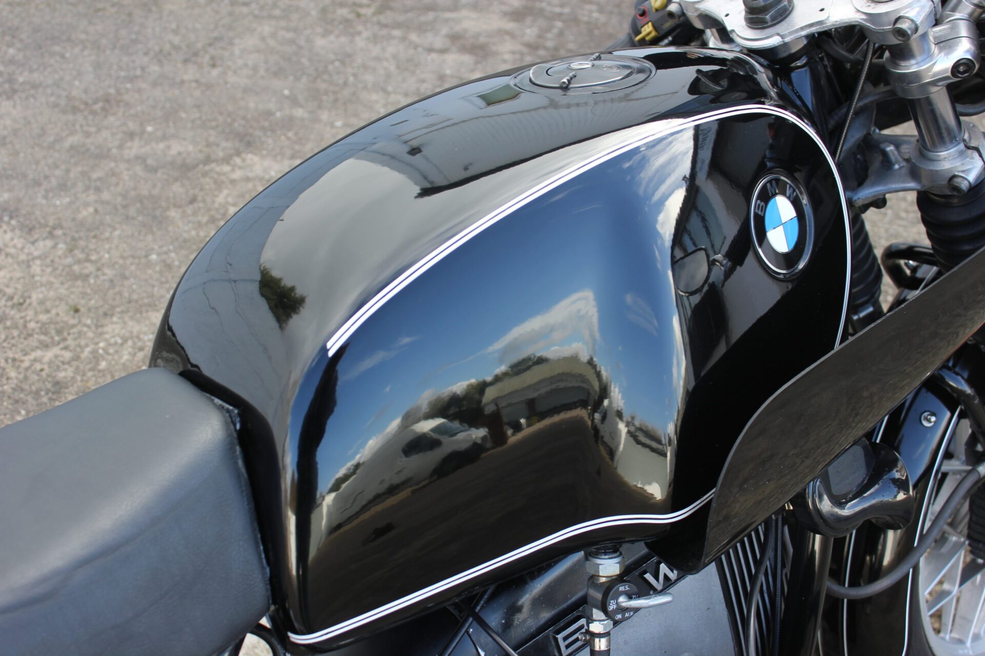 BMW Cafe Racer - 1970's Retro