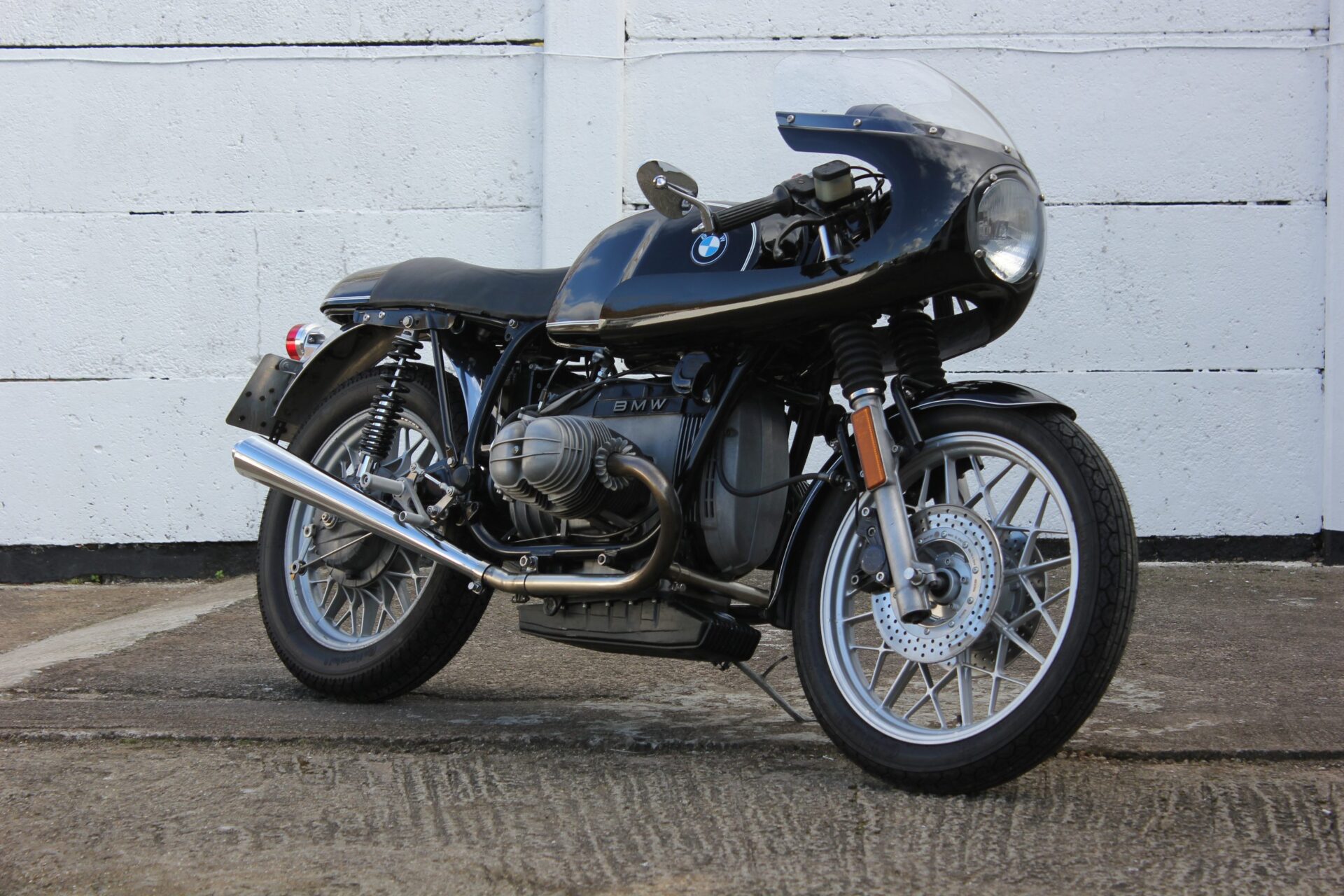 BMW Cafe Racer - 1970's Retro