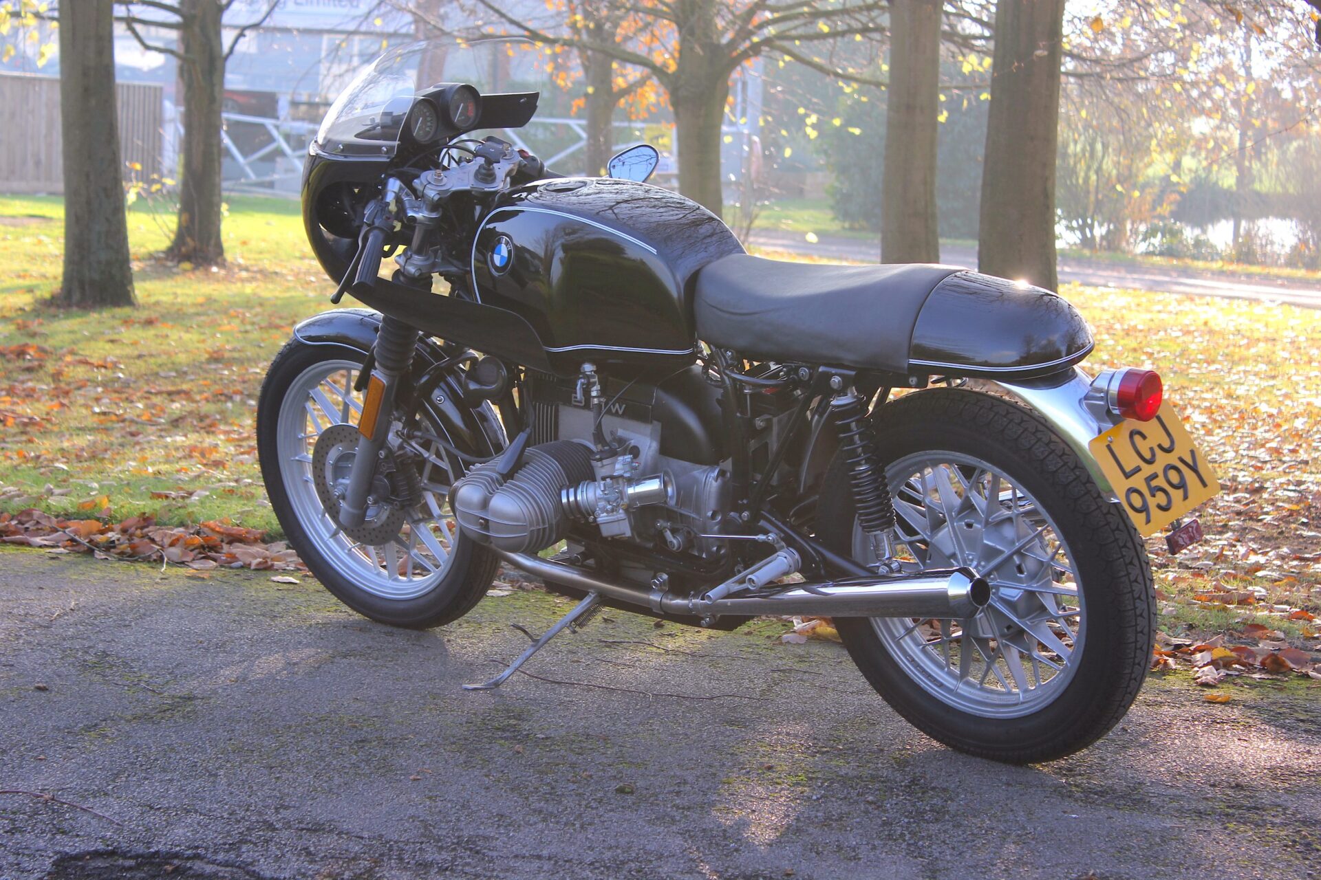 BMW Cafe Racer - 1970's Retro
