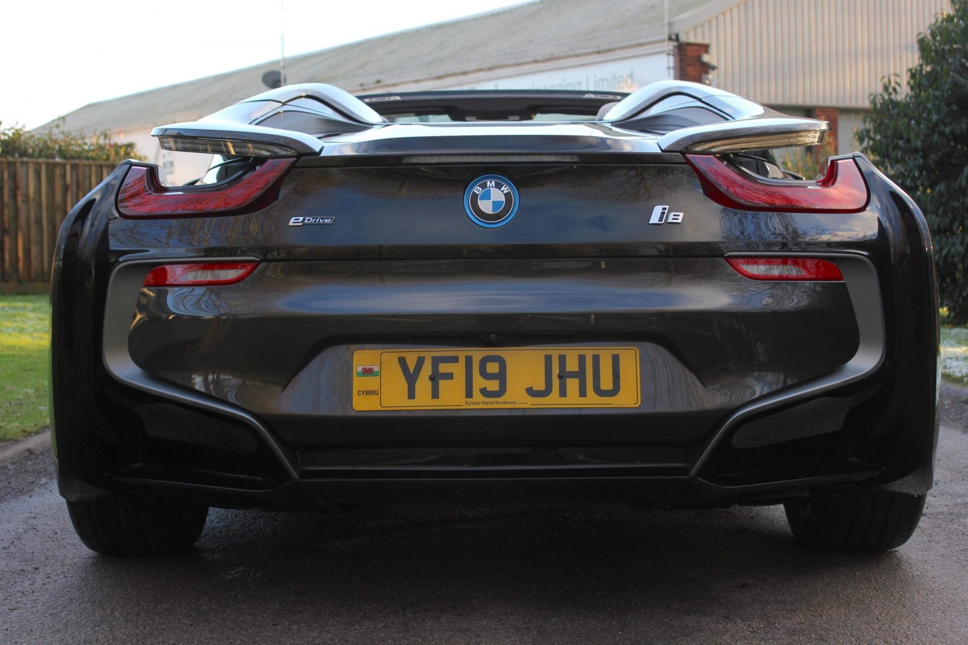 BMW i8 Roadster