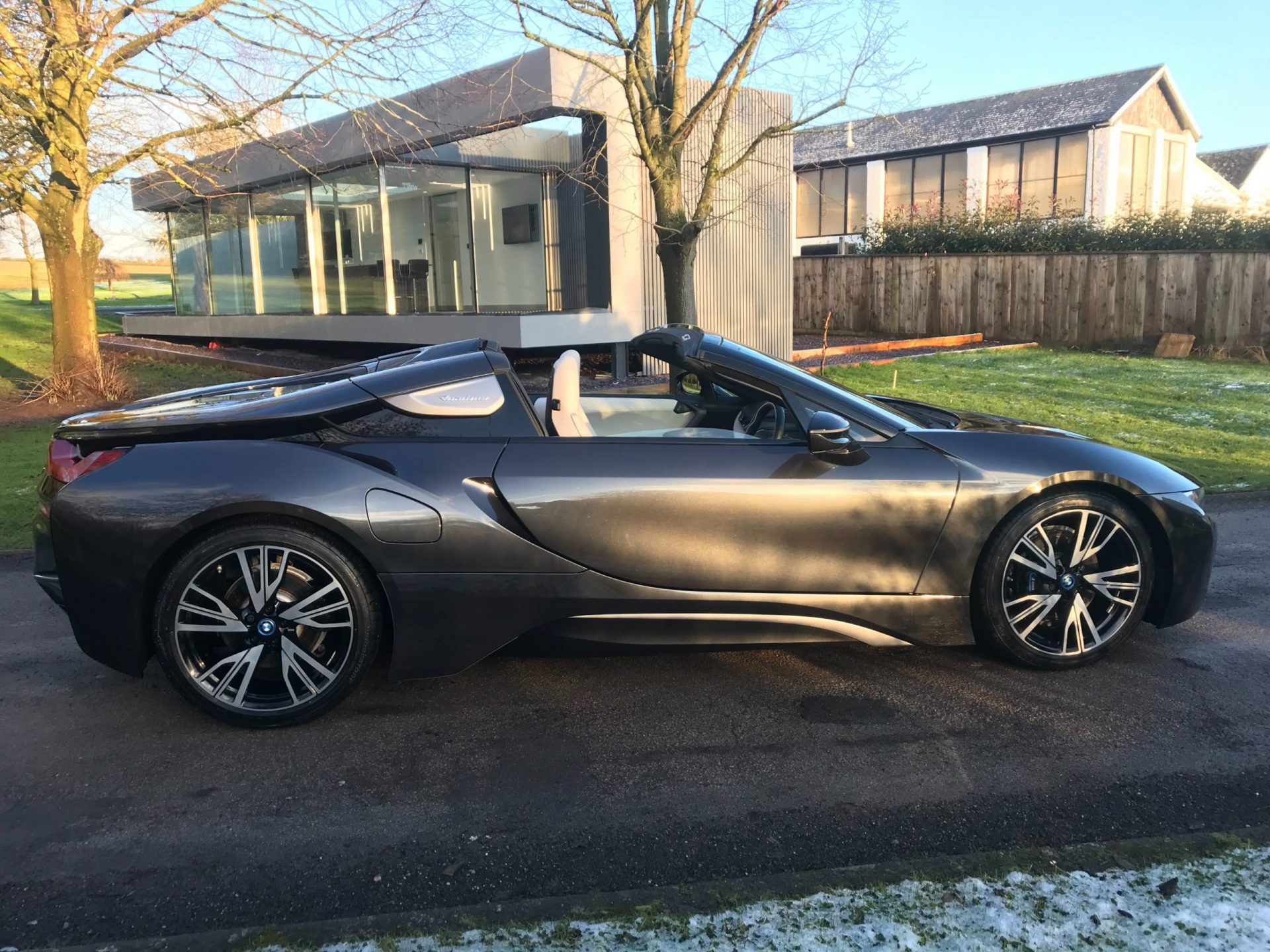 BMW i8 Roadster