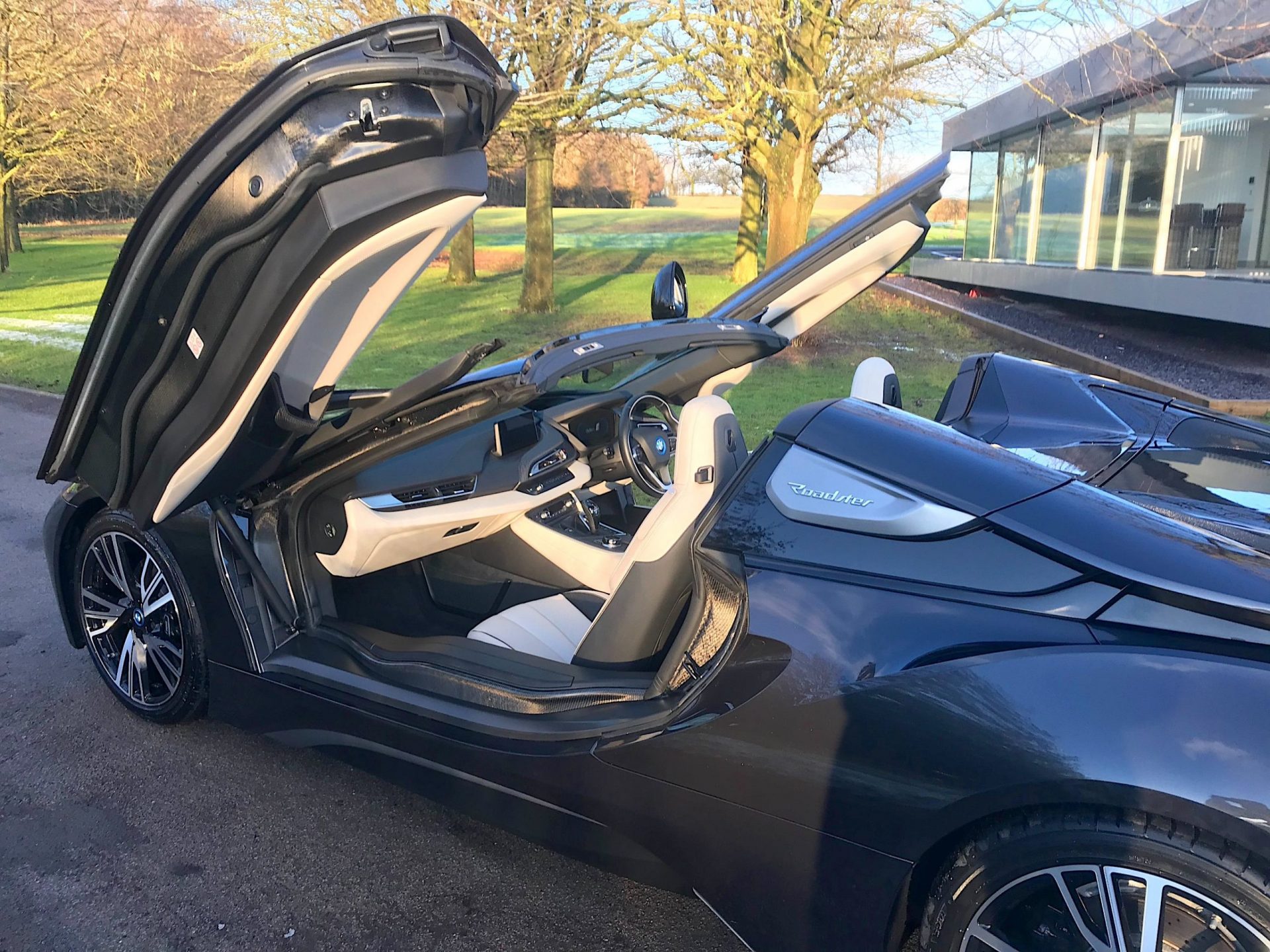 BMW i8 Roadster