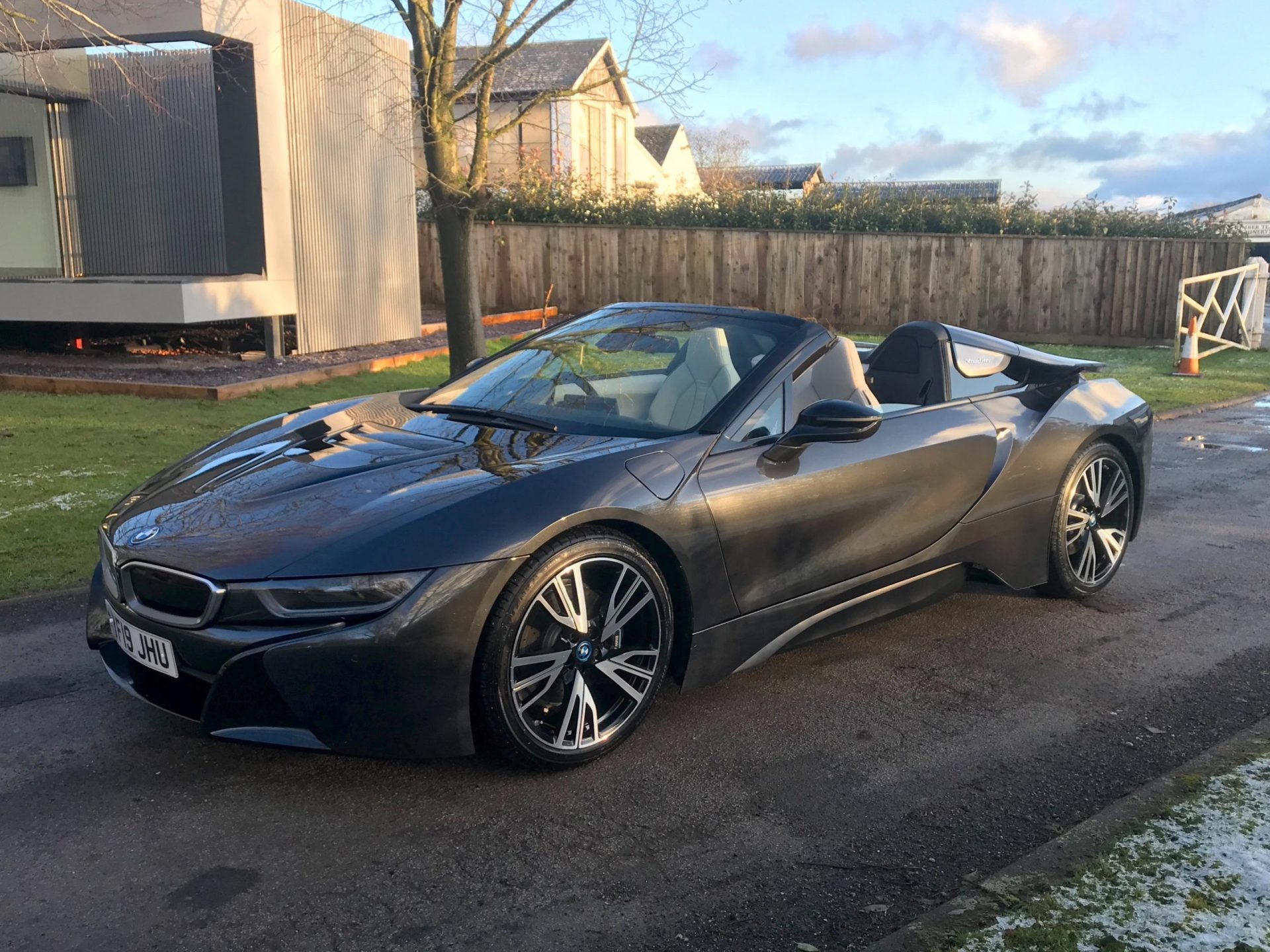 BMW i8 Roadster