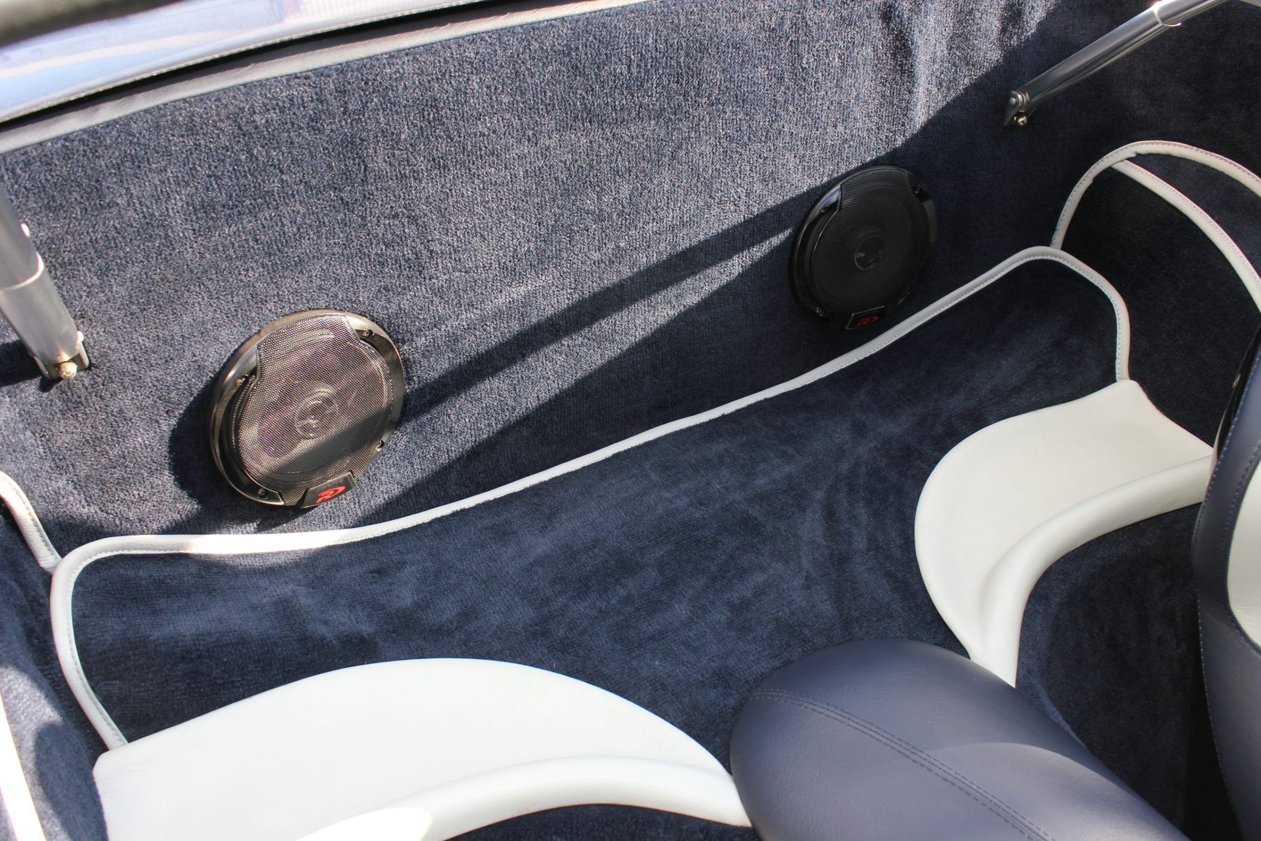 TVR Tamora 4.3 - Grigio Alloy - Powers Warranty
