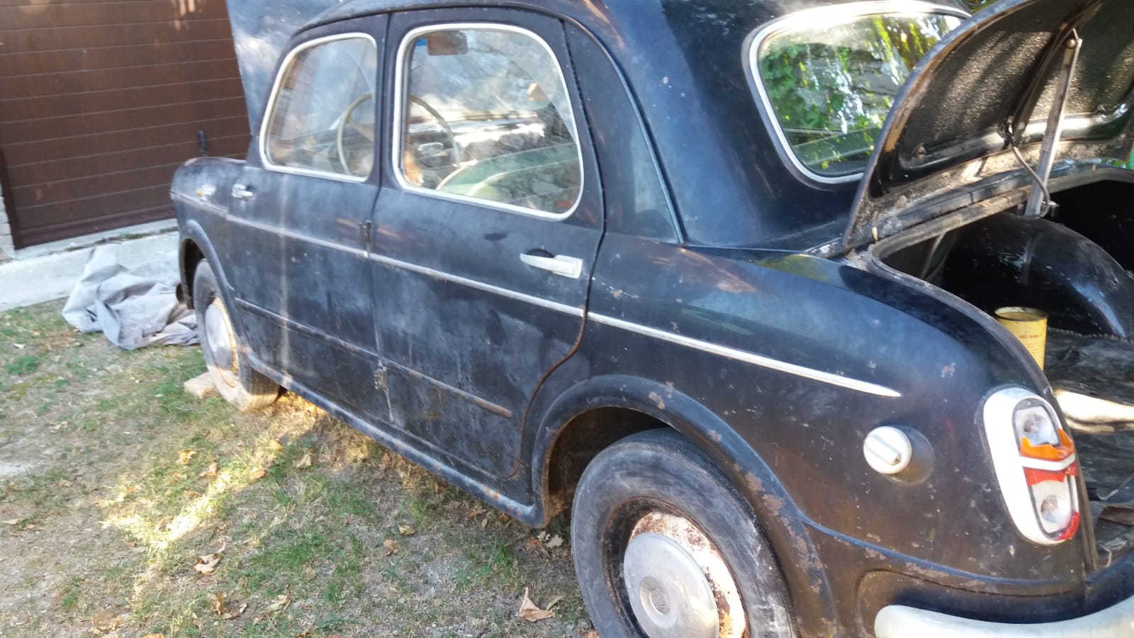 Fiat 1100 1957 - (Mille Miglia car maybe?)