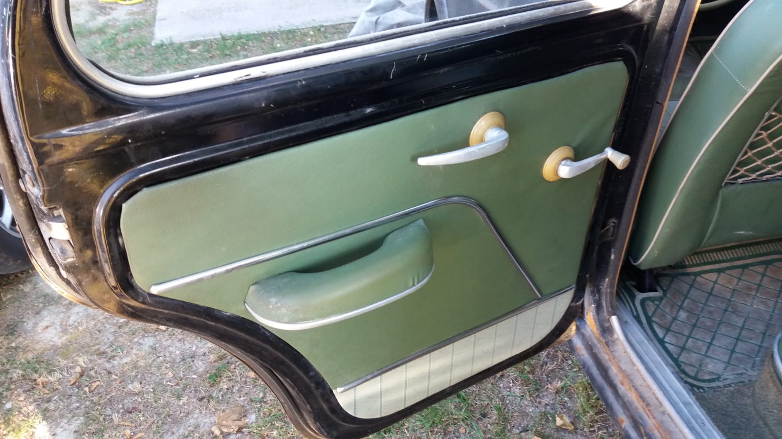Fiat 1100 1957 - (Mille Miglia car maybe?)