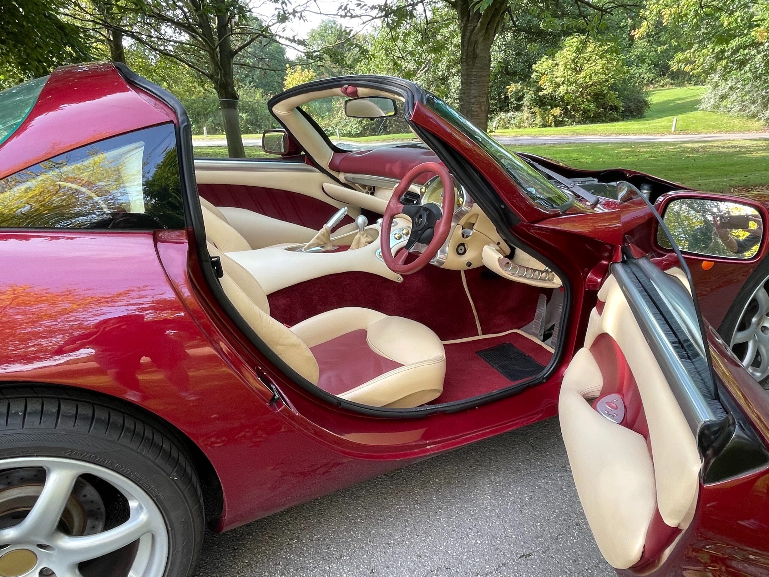 TVR Tuscan 4.0 MK1 - Lovely looking car...