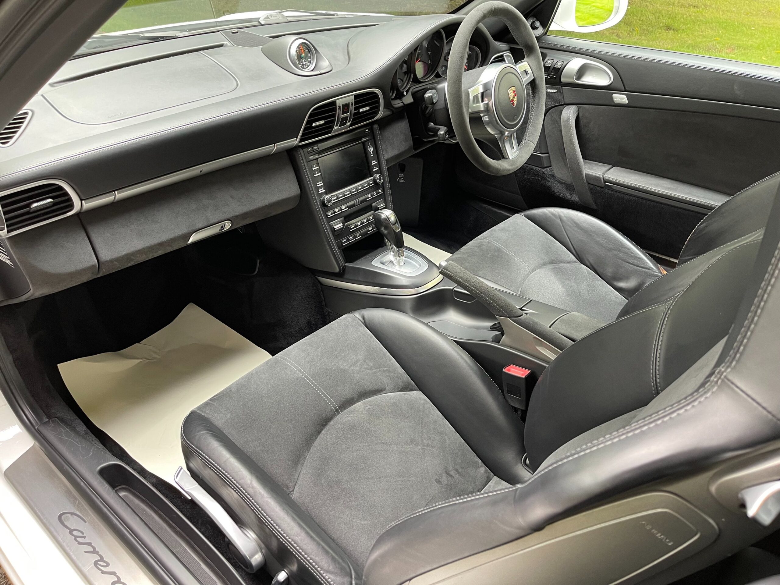 Porsche 997 Gen 2 Carrera 2 GTS Cab - PDK